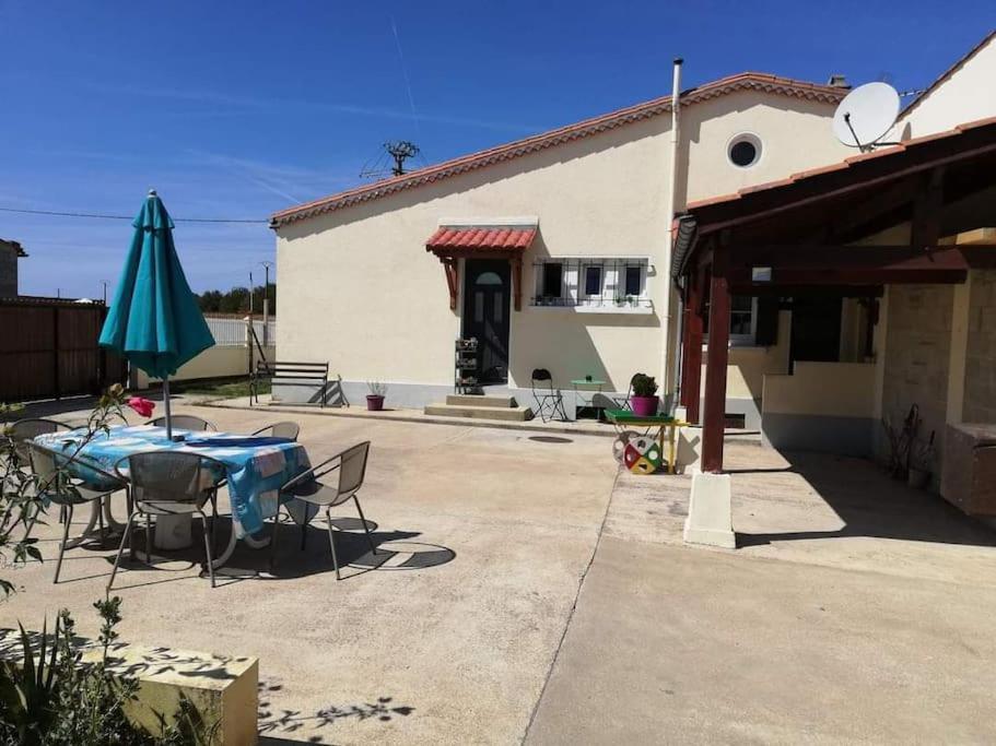 Gite Des Huskys Vila Tonnay-Charente Exterior foto
